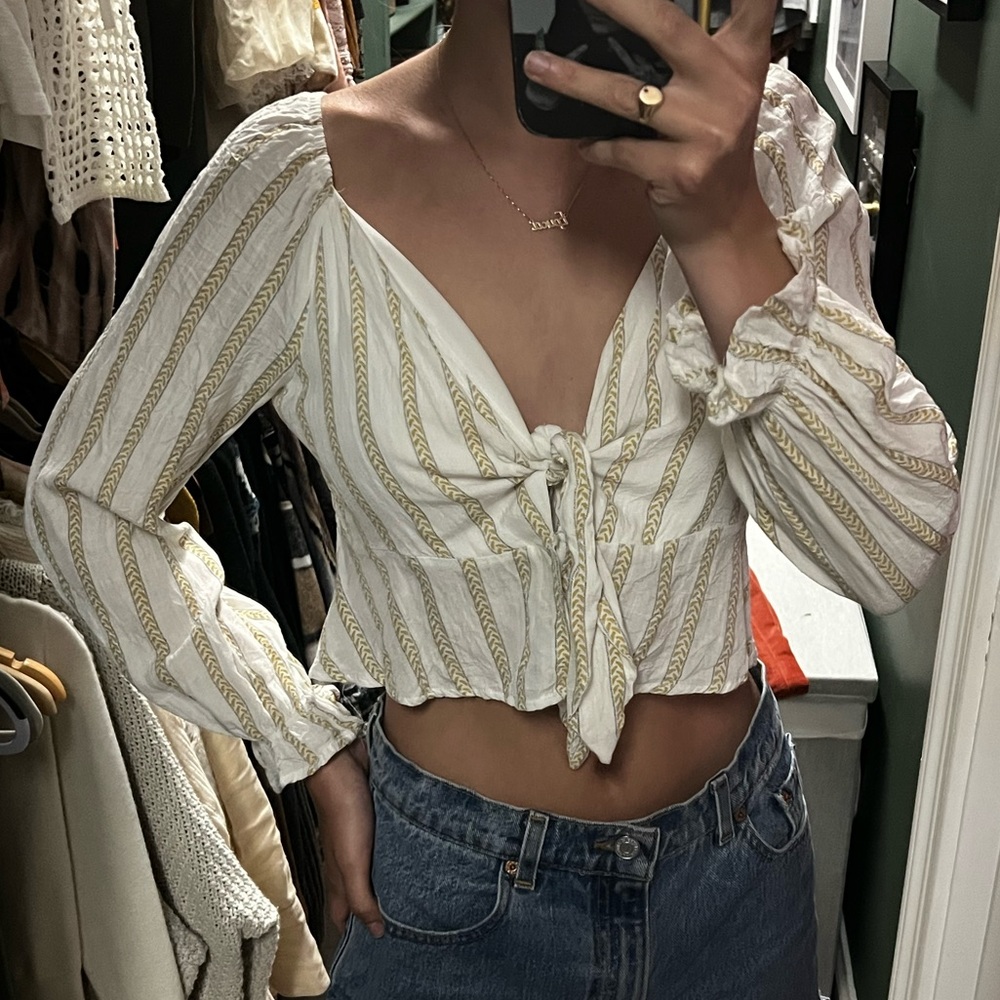 LA hearts crop top
